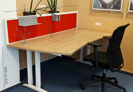 Stůl ENC s tvarovou deskou